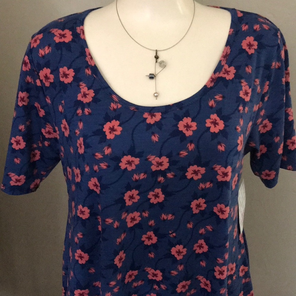 Sweet LLR Perfect T.  Size medium.